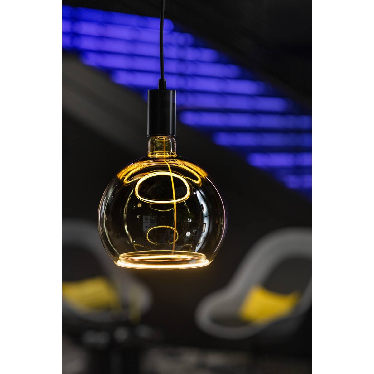 Floating Globe 200